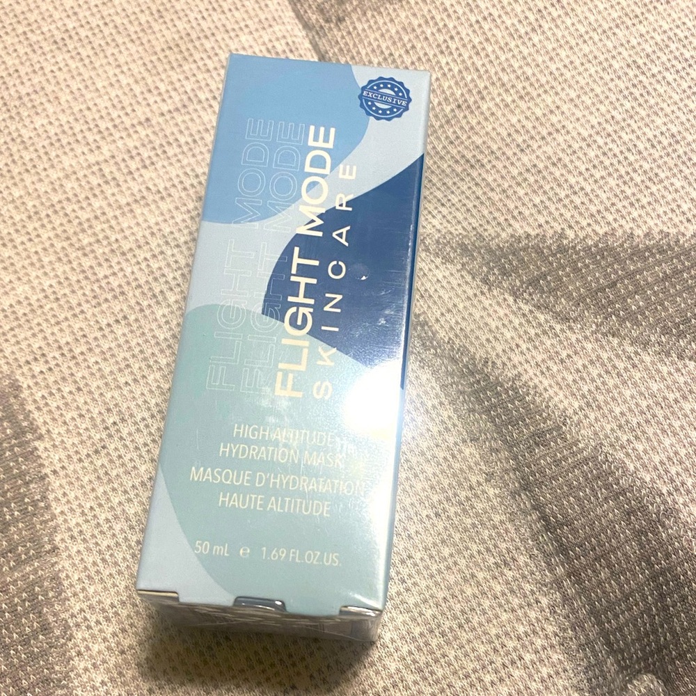 Flight Mode Hydration Mask